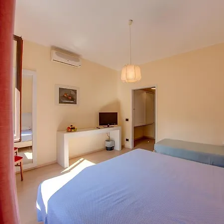 Otel Del Golfo - Dependance 3*